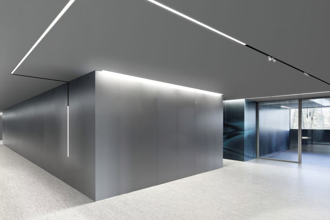 Ambient lighting from magnetic track lights
