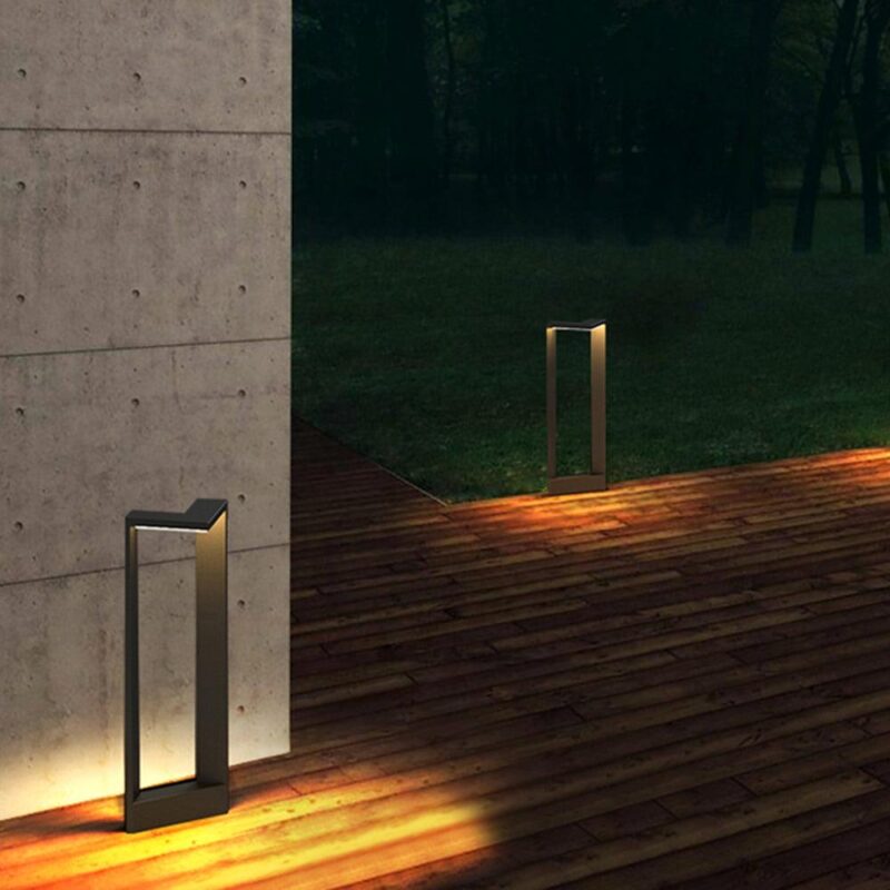 Mi Casa Aluminum LED Bollard Pathway Light